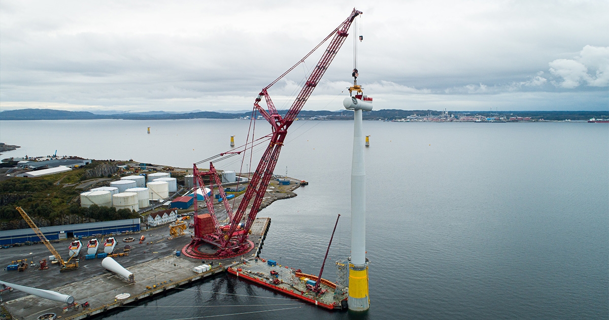 Assembling the World’s Largest Floating Offshore Wind Farm 