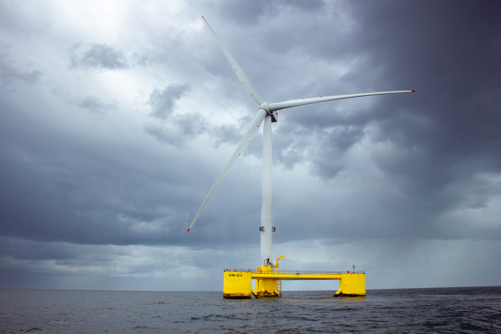 2 INTOG lease signed for two floating offshore windfarms