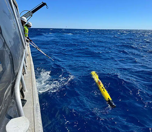2 The AUV being deployed for a deepwater trial
