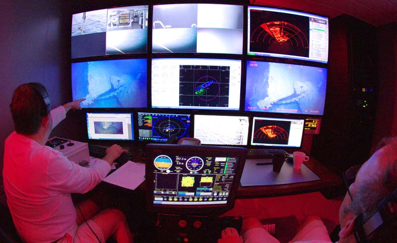 Image 8 ROV Ops Room