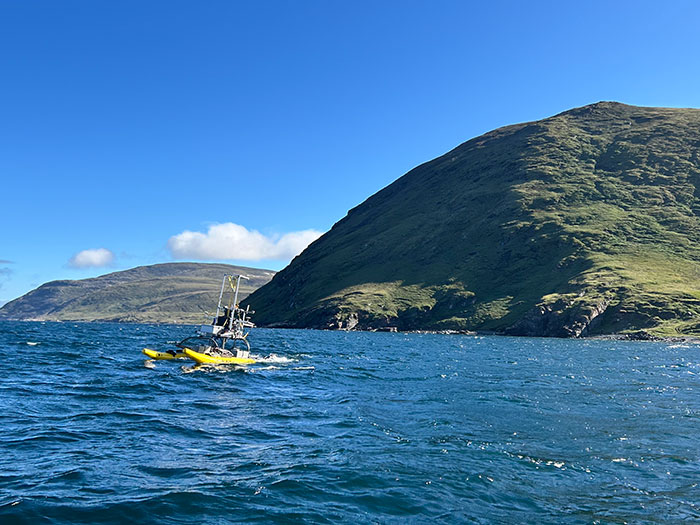 A high-resolution 3D Synthetic Aperture Sonar (SAS) sub-bottom system with inertial navigation and positioning sensors was mounted on a USV to acquire data.