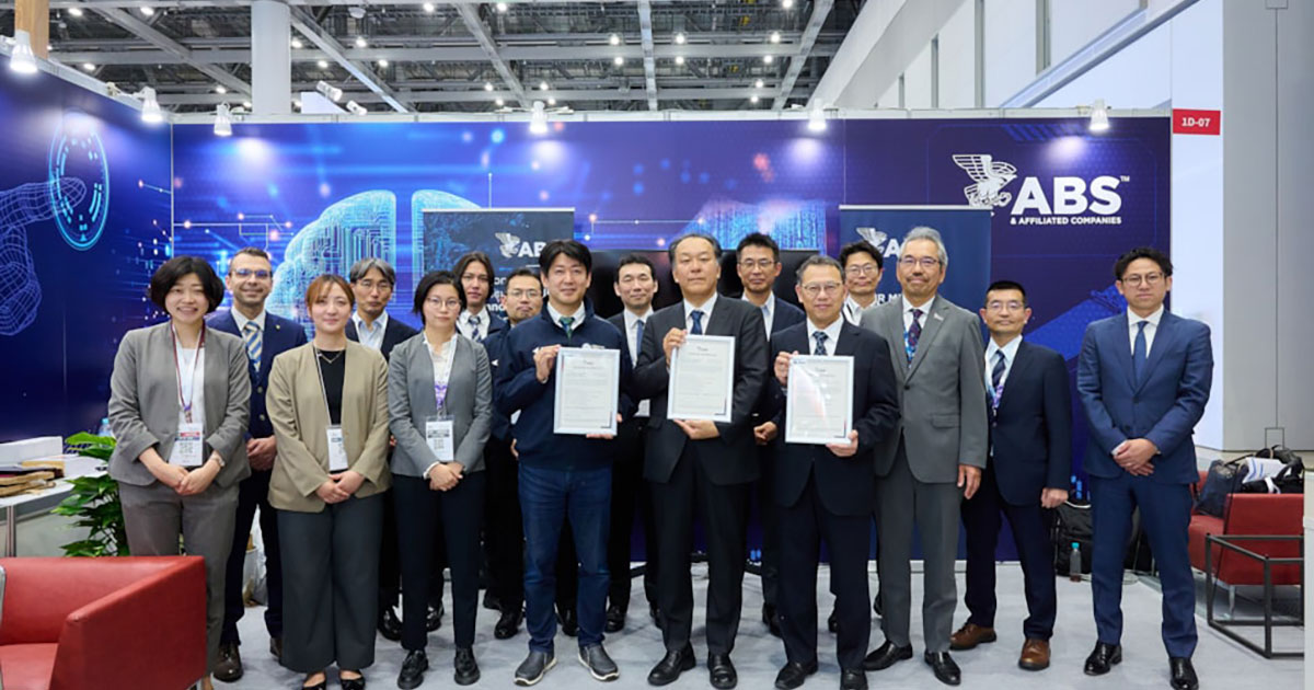 Attendees gather at an ABS Approval in Principle (AIP) certificate ceremony during the 2026 Sea Japan International Maritime Exhibition and Conference. Pictured holding ABS AIP certificates (L to R): Kojiro Hatada, President and CEO, Innovative Space Carrier Inc. (ISC); Hiroyuki Kakehashi, Associate Executive Officer, Mitsui O.S.K. Lines, Ltd. (MOL); and Kenichi Shibata, President and Representative Director, TSUNEISHI SOLUTIONS TOKYOBAY Co., Ltd. (T-SOL). Also pictured: Timoteo Badalotti, ABS Principal Engineer, Global Sustainability (second from left); and Makoto Oba, ABS Director, Japan Business Development (third from right).