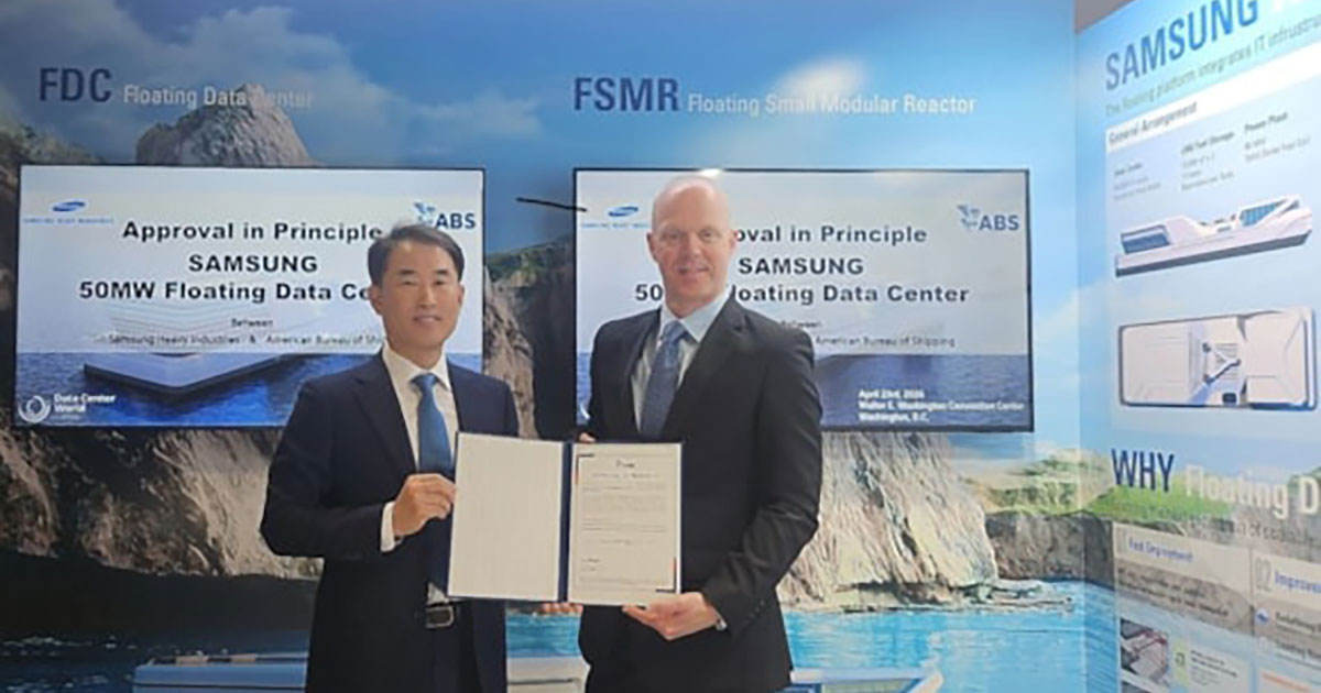 (L to R): Young-kyu Ahn, Chief Technology Officer (EVP) of Samsung Heavy Industries, and Gareth Burton, ABS Senior Vice President, Global Engineering.