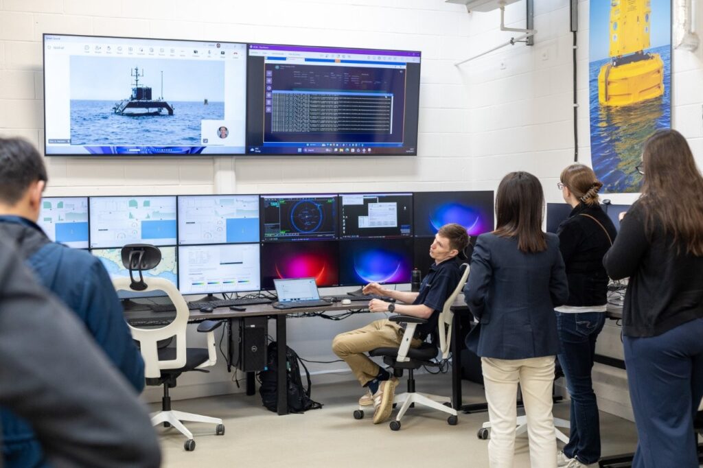From PML’s remote operations center, visitors were able to view live feeds, showing tracking and data telemetry from the AUVs and Sonardyne’s Origin 600 ADCP to the PIONEER USV. 