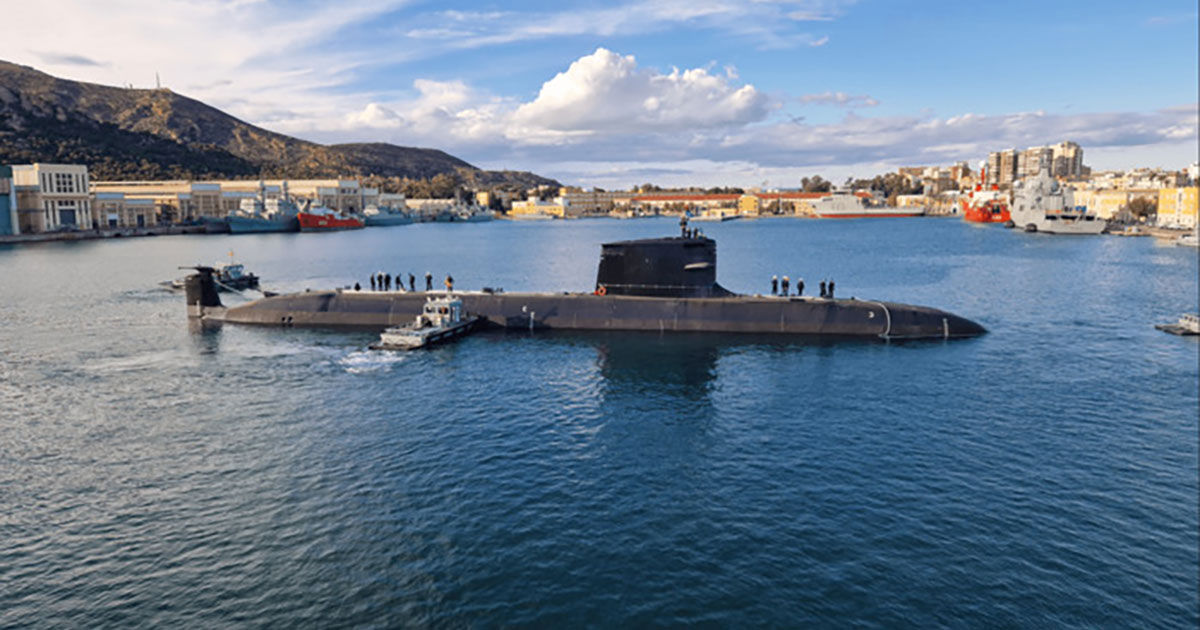 Submarine S-83