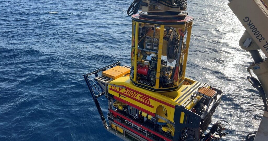 FCV3000 being deployed. (Image credit: Fugro)