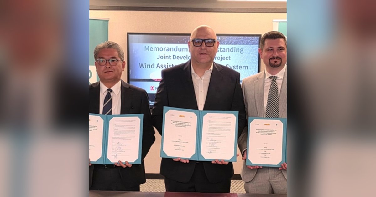 Kwan-Ho Song, CMO of K Shipbuilding; Nikolas Vaporis, Chief Technical Officer, Capital Ship Management Corp; and Joe Borg, Maritime Strategy Director, LR