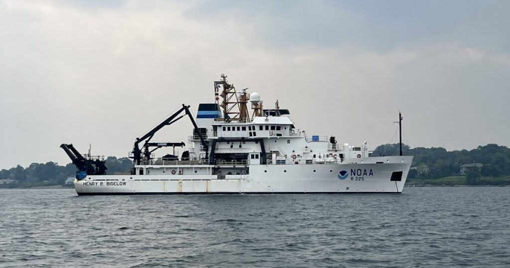 The NOAA Ship Henry B. Bigelow sailing near its homeport in Newport, Rhode Island. (Image credit: Katherine McGinnis, NOAA OMAO)