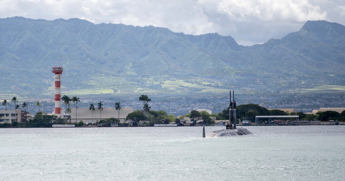 Los Angeles-class fast-attack submarine USS Columbia (SSN 771) gets underway in preparation for Exercise Rim of the Pacific 2026 at Joint Base Pearl Harbor-Hickam, Hawaii, June 22, 2026. (Image credit: Chief Mass Communication Specialist Omar A. Dominquez, US Navy))