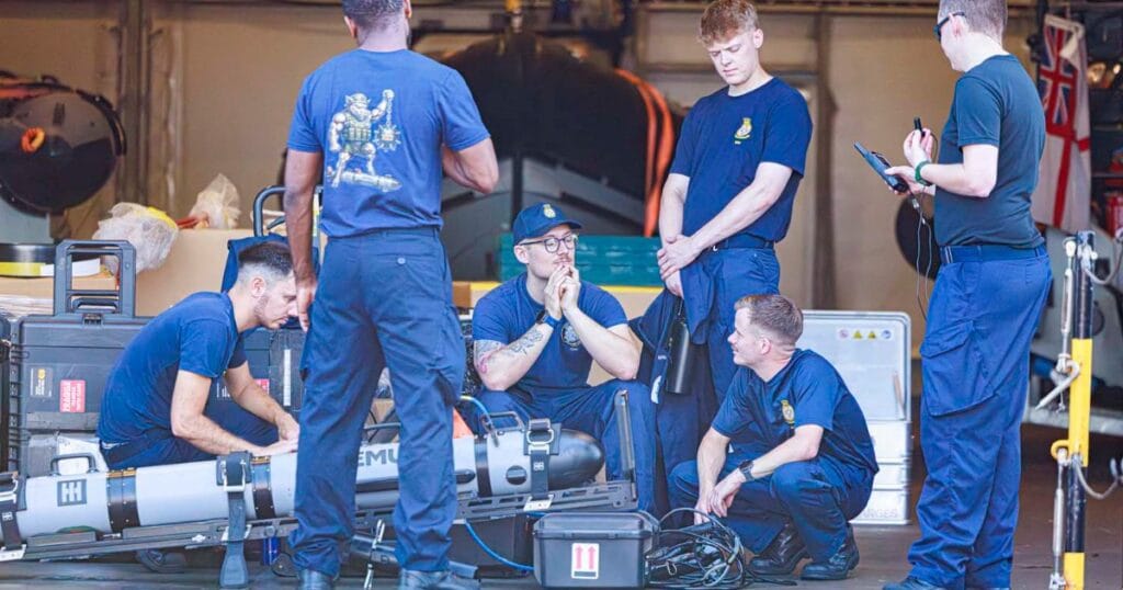 Royal Navy Deploys UUVs