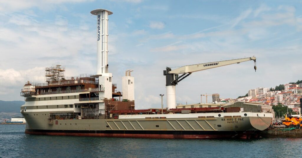 eSAIL® installation on groundbreaking South Pacific multipurpose vessel. (Credit: bound4blue)