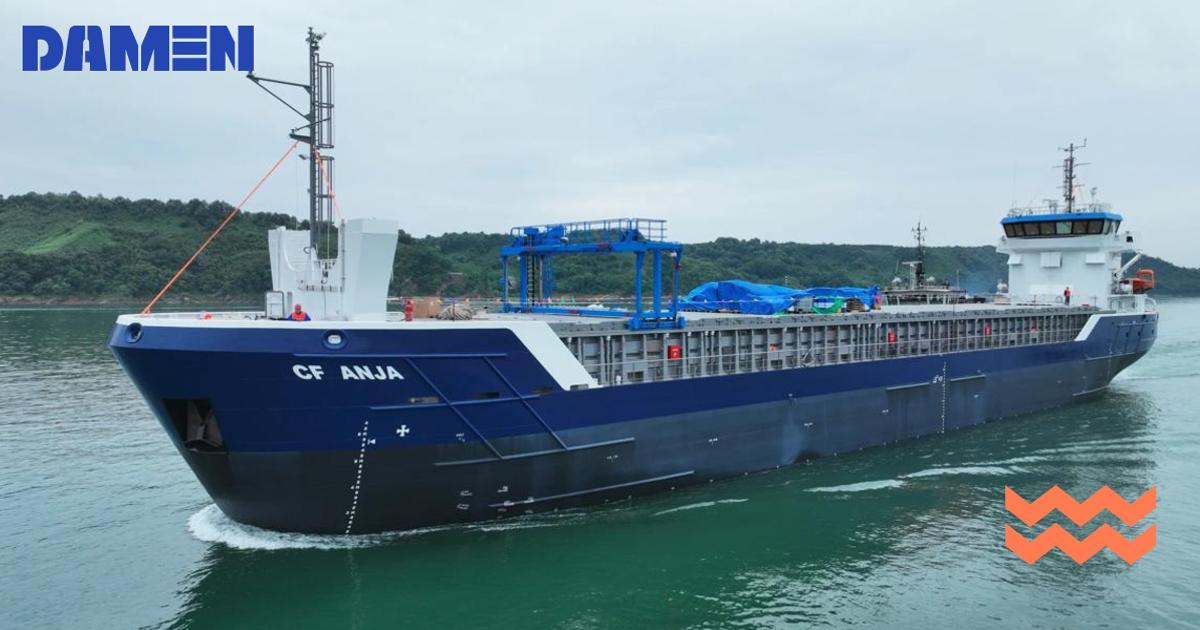 Damen delivers CF 3850 to Juru Agentura Forsa top. (Image credit: Damen)