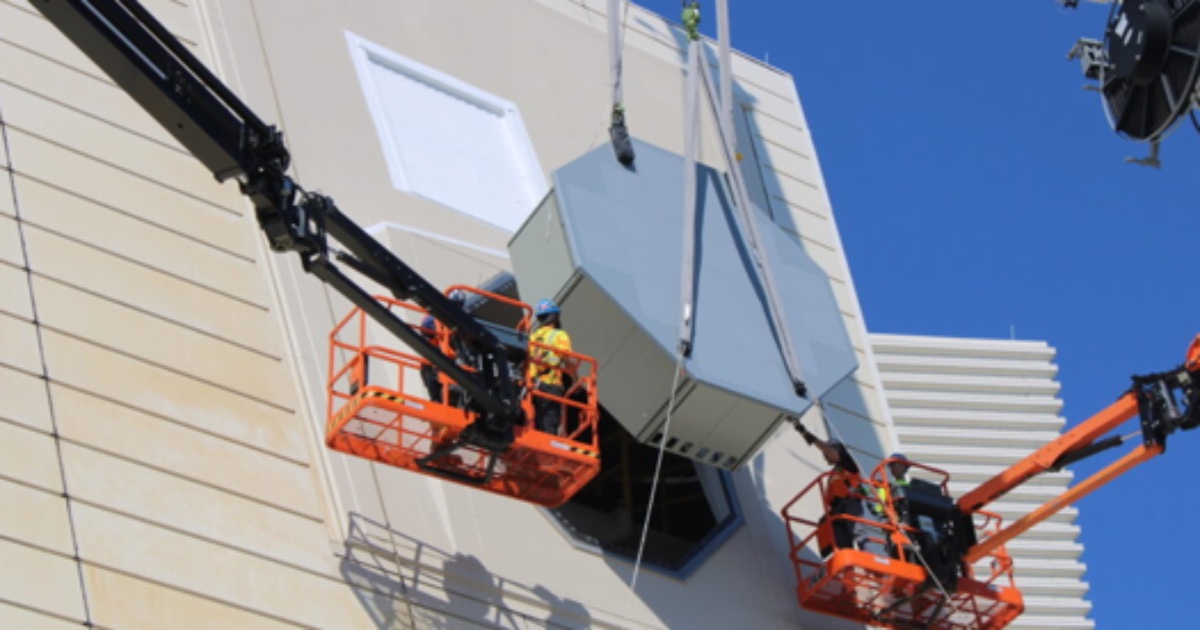 Raytheon Installs First SPY-6(V)4 Radar Array at Wallops Island