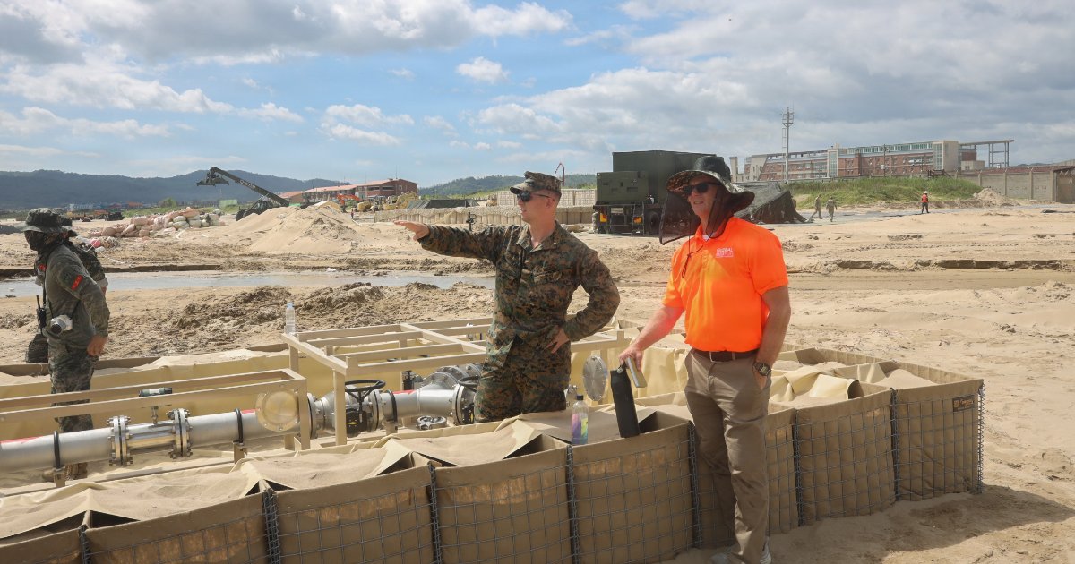 CJLOTS 26 was a combined exercise designed to integrate US and Republic of Korea lighterage and ship-to-shore connector capabilities, improve combined readiness, strengthen the Republic of Korea-US alliance, and expand combined maritime sustainment capacity during logistics operations. (Credit: US Navy)