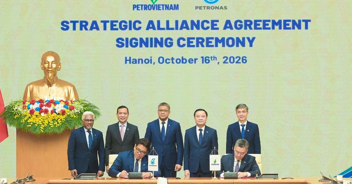 The signing of a Strategic Alliance Agreement (SAA) reaffirming PETRONAS and Petrovietnam's shared commitment to advancing energy security, sustainability and long-term value creation. (Image credit: PETRONAS Global)