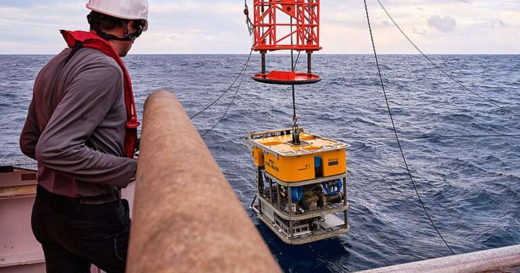 The ROV KIEL 6000 can dive to depths of up to 6,000 metres. It can collect samples from the seabed and take high-resolution photos and videos of the ocean depths. (Image credit: Tim Kalvelage)