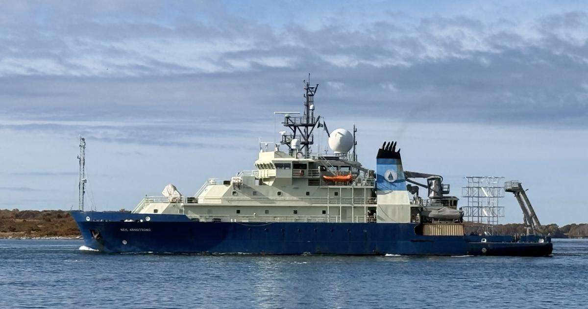 WHOI's RV Neil Armstrong has set out on an 11-day, 2,531 nautical-mile transit through Great Lakes waterways and locks. (Image credit: Woods Hole Oceanographic Institution)